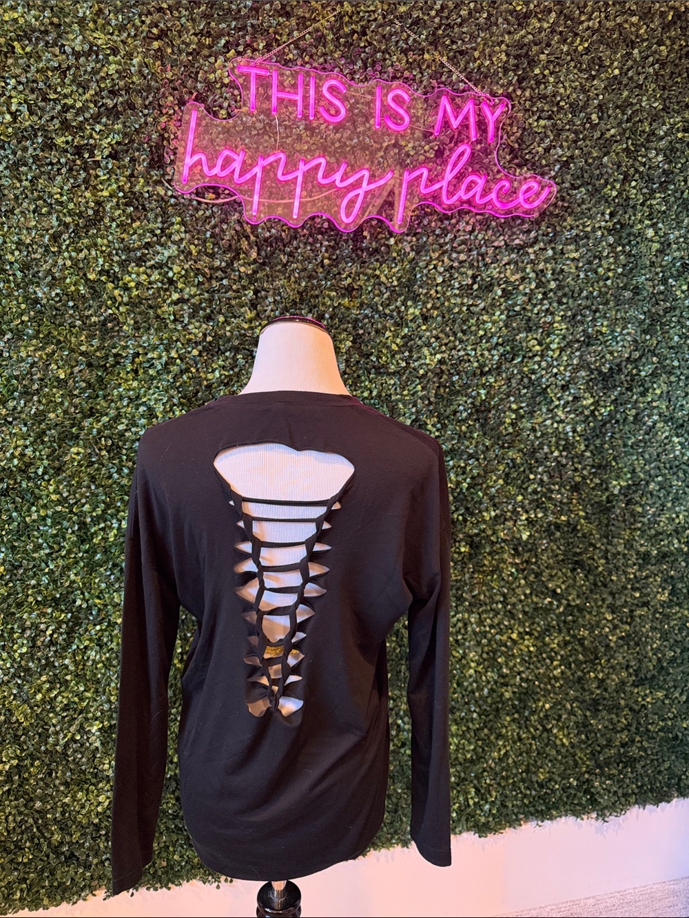 Onzie Long-Sleeve Cutout Back Top